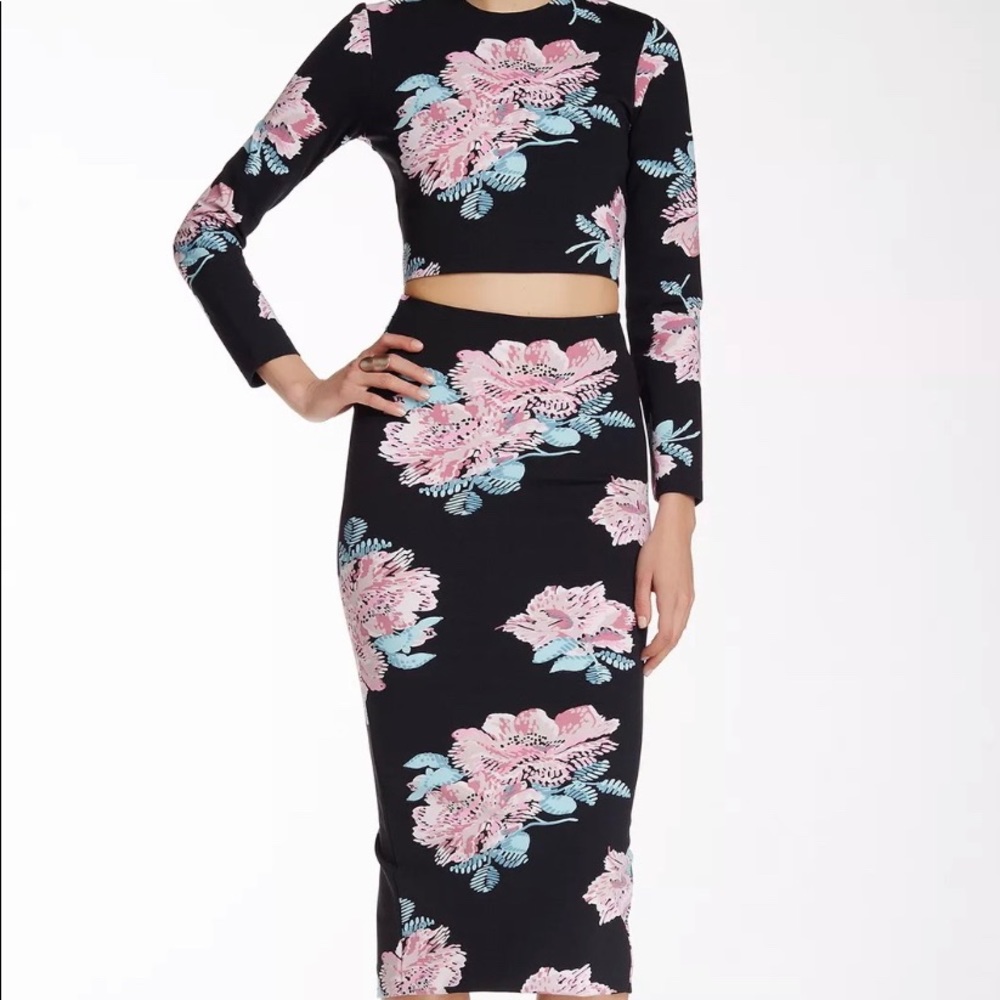 Elizabeth & James Darci Floral-Print Skirt Top Set